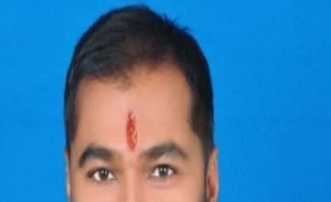गोपालगंज-अपराधियों ने घर से स्कूल जाने के दौरान रास्ते में घेर कर नजदीक से 5 गोली मारी